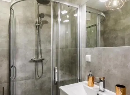 Old Town - Topolowa T33 Апартаменты